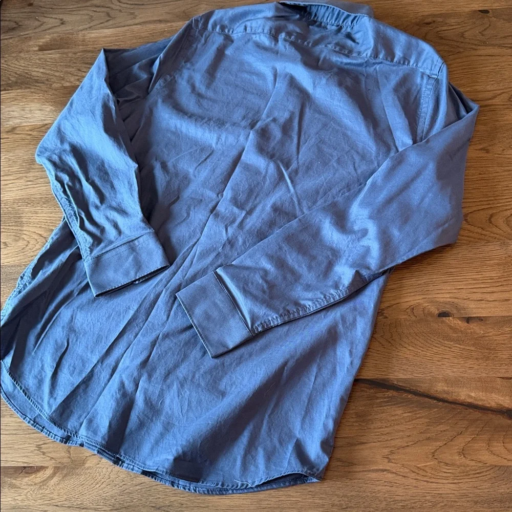 Banana Republic Men's Large Blue Dress Shirt